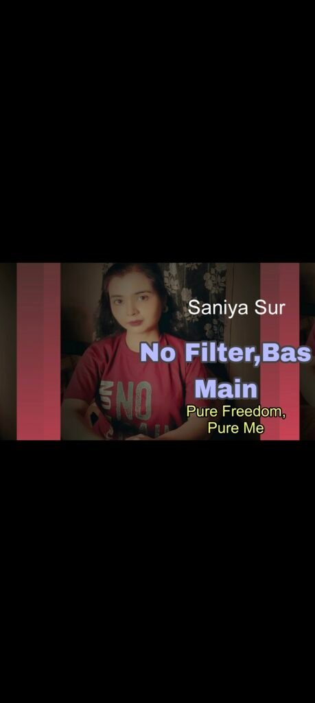A laptop screen displaying an article titled “No Filter, Bas Main – Pure Freedom, Pure Me” with text about self-expression, authenticity, and living without filters.